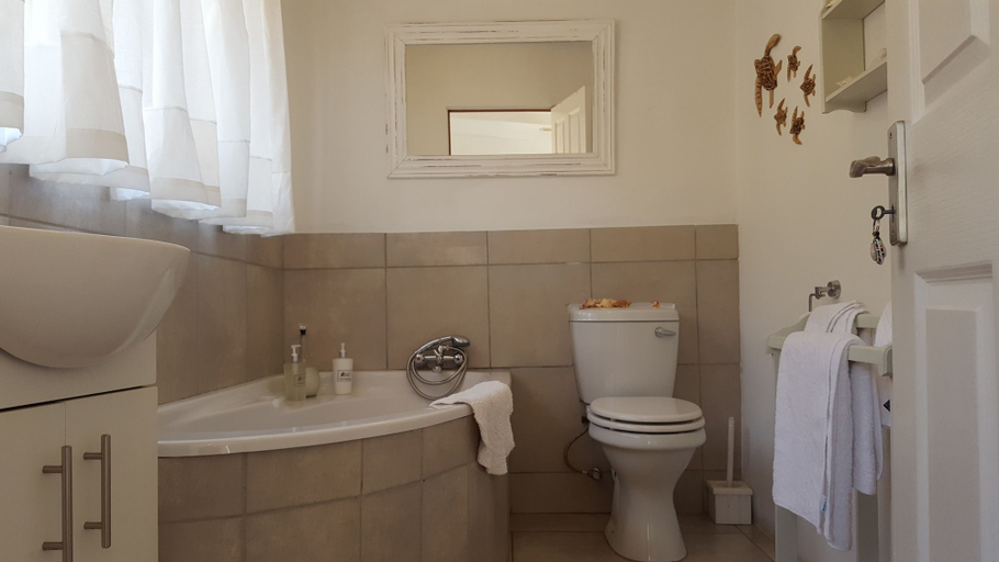 Bathroom 5, Forest Creek Lodge & Spa, Ehlanzeni
