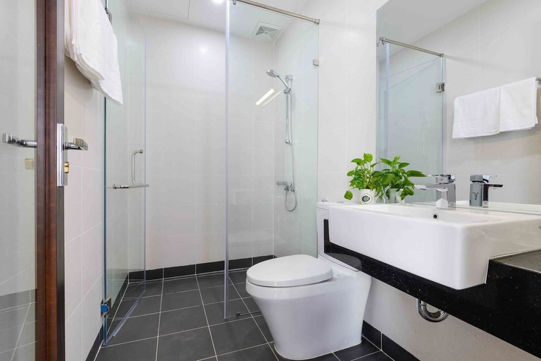 Bathroom 3, The Spring House, Bình Thạnh