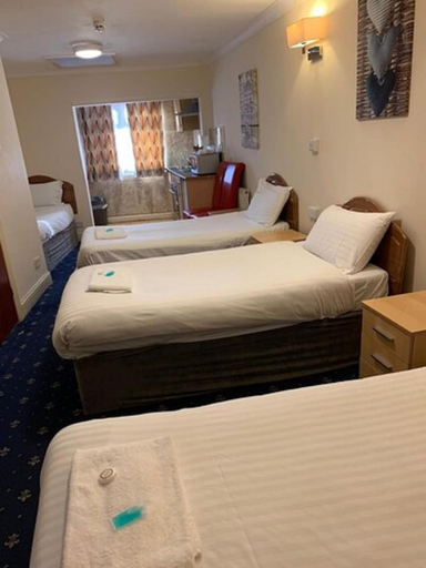 Bedroom 3, Twickenham Guest House, London
