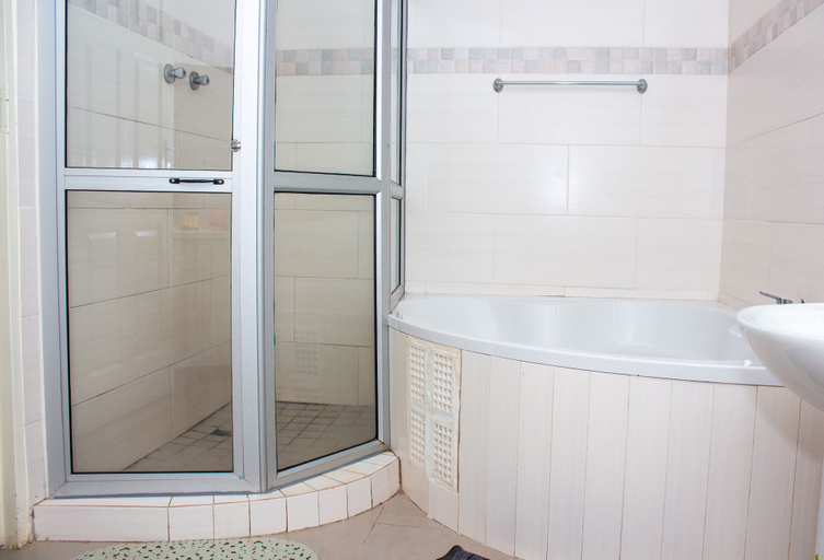 Bathroom 4, Acacia Place, Harare