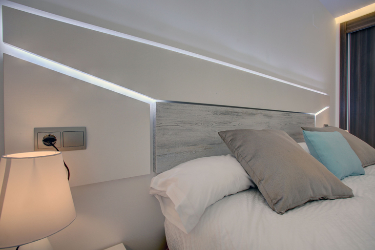 Bedroom 4, Aqua Apartments Vento, Marbella, Málaga