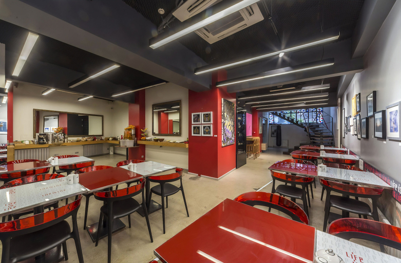 Food & Drinks 5, Nuru Ziya Residence, Beyoğlu