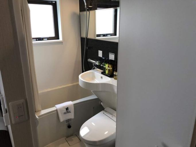 Bathroom 4, HOTEL LiVEMAX Hiroshima Peace Park Mae, Hiroshima