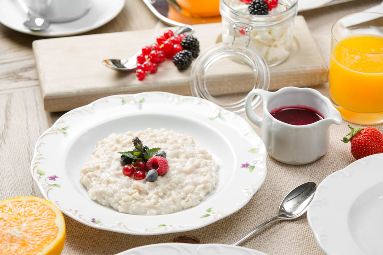 Food & Drinks 5, Levada Park-Hotel, Sankt-Peterburg gorsovet