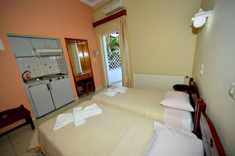 Bedroom 5, Family Bikakis, Crete