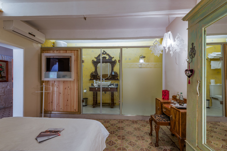Bedroom 3, Valletta Lucente