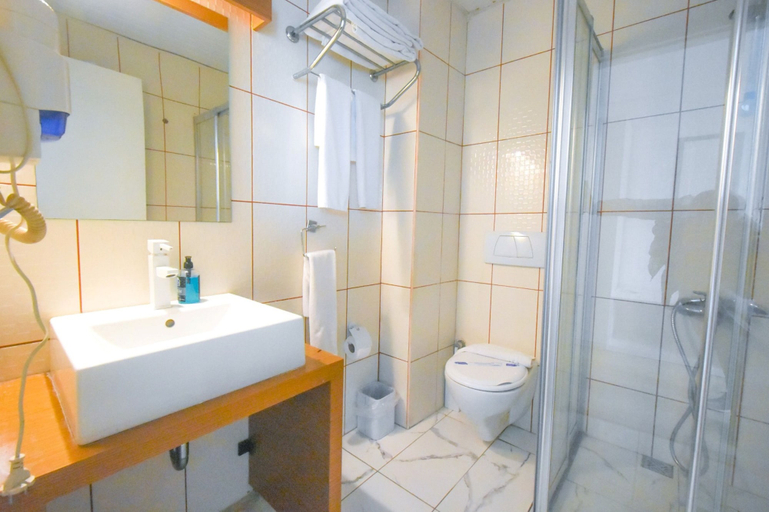 Bathroom 5, Expo Park Hotel, Antalya