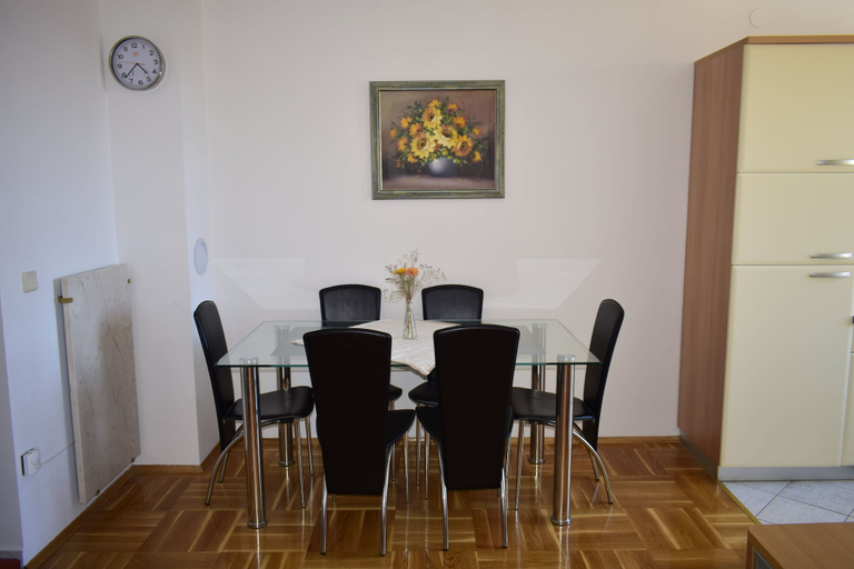 Others 4, Apartment Grace, Malinska-Dubašnica