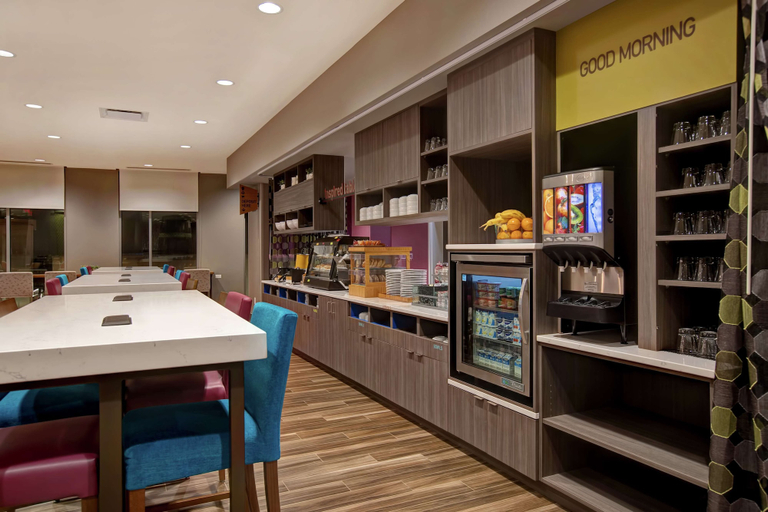 Food & Drinks 5, Home2 Suites by Hilton Charlotte Uptown, NC, Mecklenburg