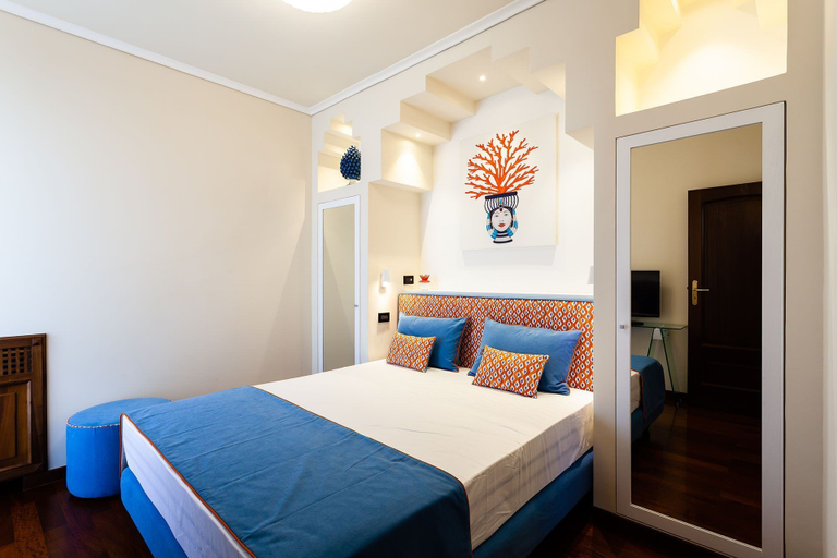 Bedroom 3, Villa Orlando, Napoli