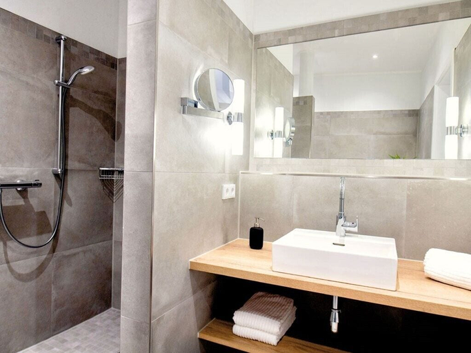 Bathroom 4, Hotel Altes Stadthaus, Ammerland