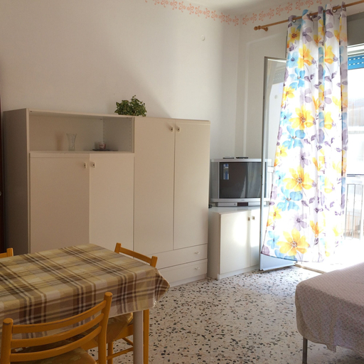 In-room dining 4, Apartaments Cavour 4, Palermo