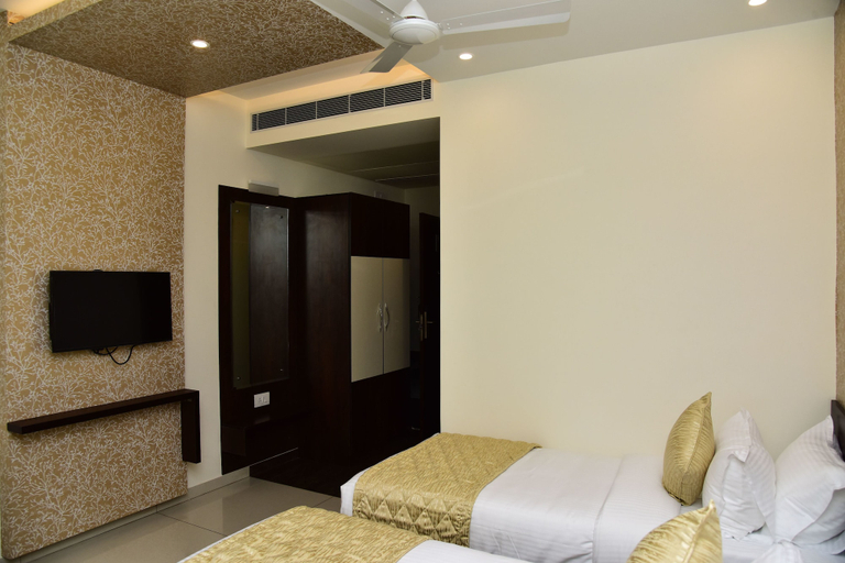 Bedroom 4, De Venetian by TGI, Bangalore