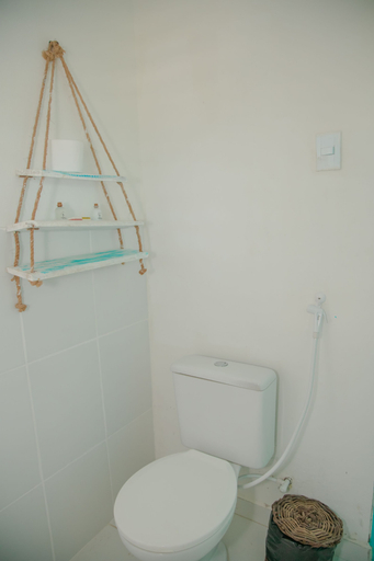 Bathroom 4, Cabaré du Vento, Cruz