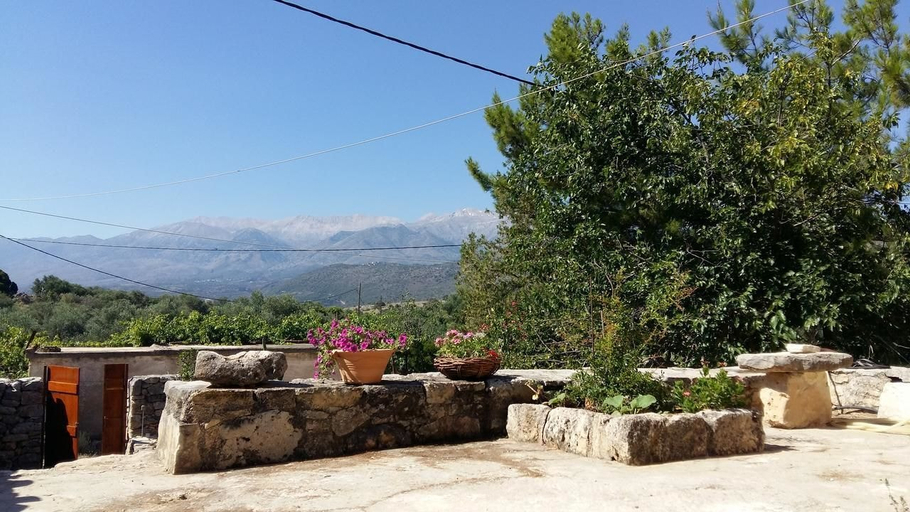 Others 5, Bendeni Cottage, Crete