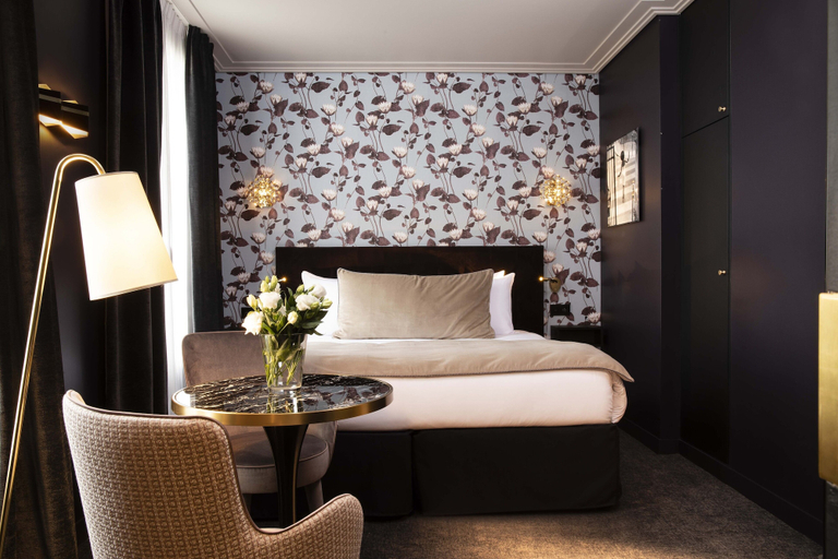 Bedroom 4, Rayz Eiffel, Paris