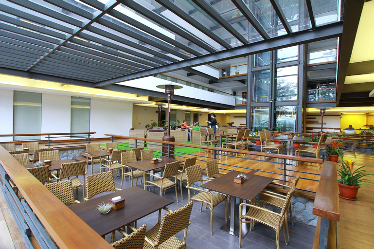 Food & Drinks 5, Grand Sierra Pines Baguio, Baguio City