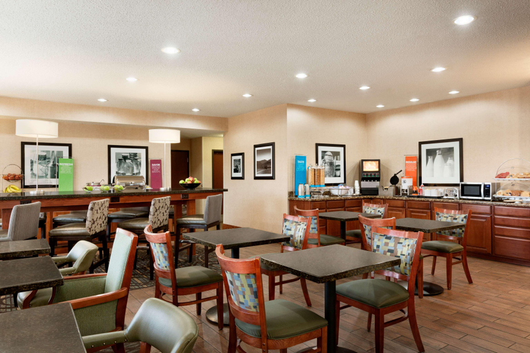 Food & Drinks 5, Hampton Inn Longmont, Boulder