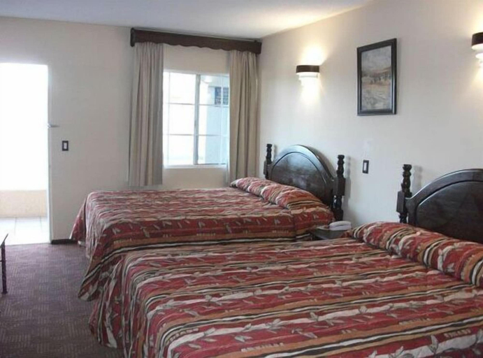 Bedroom 4, Pueblito Inn, Tijuana