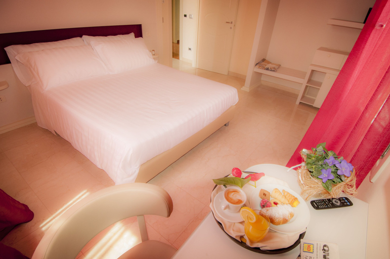 Bedroom 3, Hotel Villa Maranello, Modena