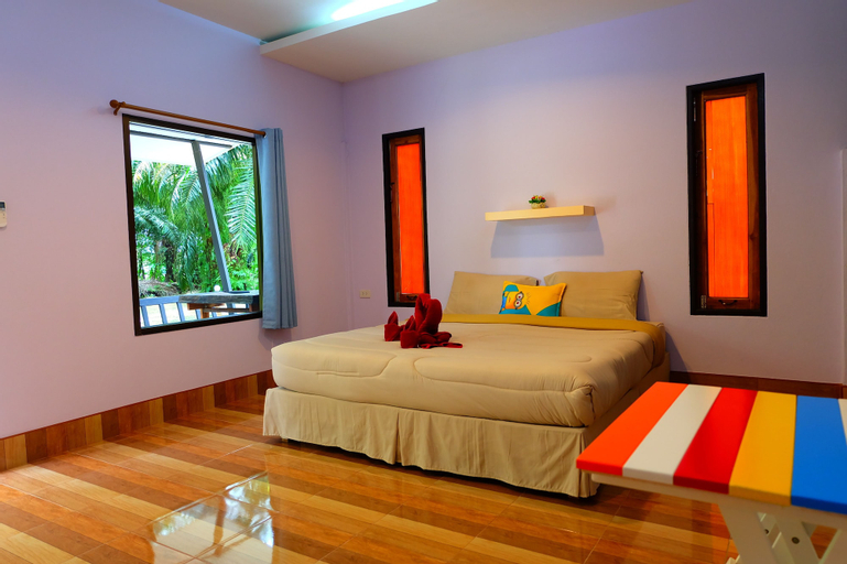 Bedroom 2, Ban Ninginn Resort, Muang Chumphon