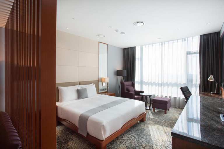 Bedroom 4, Isquare Hotel, Gimhae