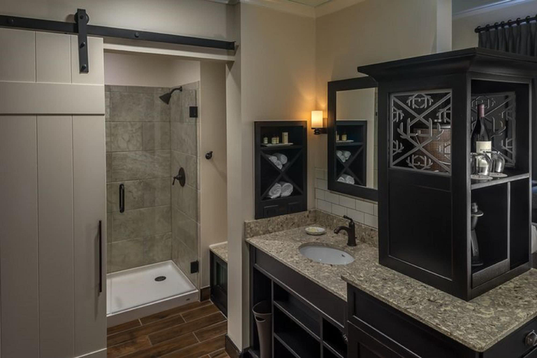 Bathroom 4, Village Hotel on Biltmore Estate, Buncombe