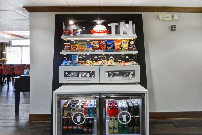 Food & Drinks 5, Hampton Inn Memphis-Poplar, Shelby