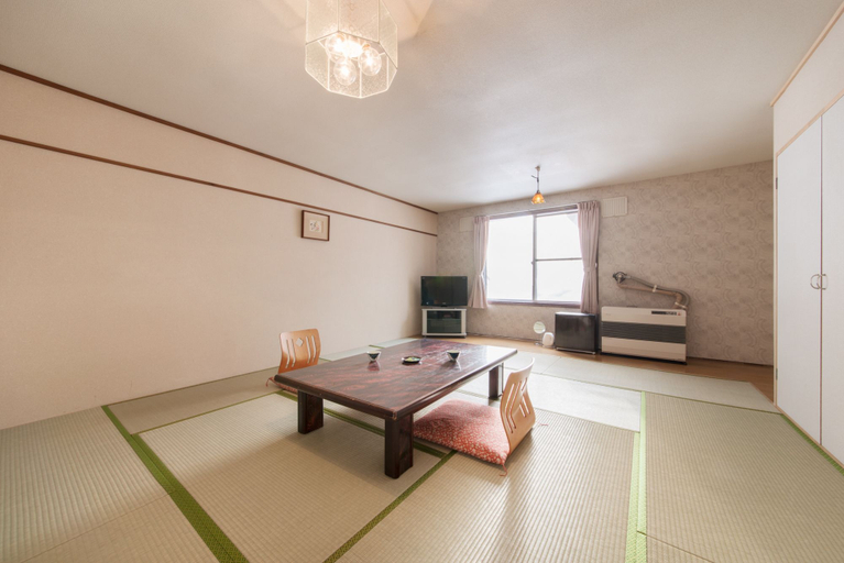 Bedroom 4, Katsurada, Shari