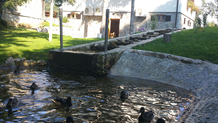 Sport & Beauty 2, Rustic Inn River 2, Plitvička Jezera