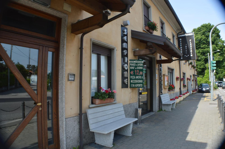 Exterior & Views 2, Sempione Hotel Ristorante, Varese