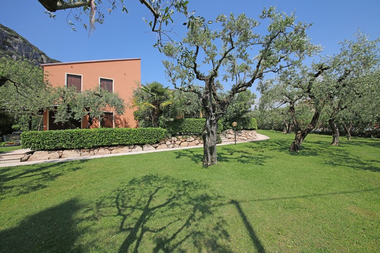 Exterior & Views 2, Appartamenti Pratone, Verona