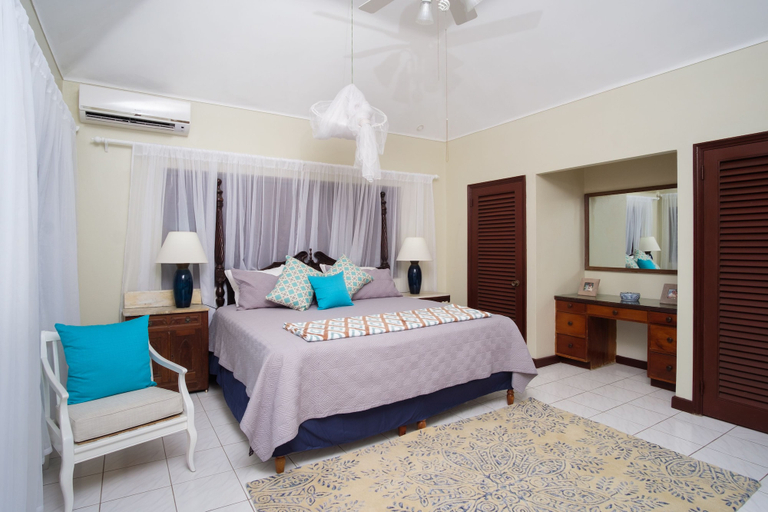 Bedroom 3, For Your Eyes Only Villa
