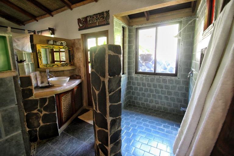 Bathroom 4, Waterfall Villas, Pérez Zeledón