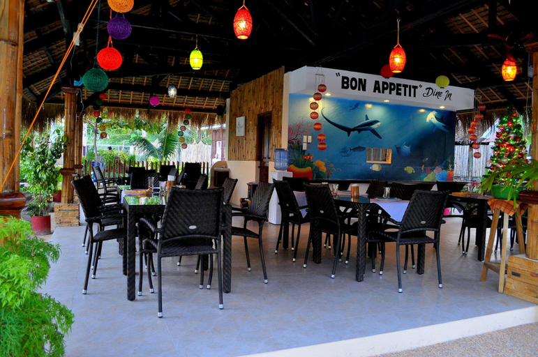 Food & Drinks 5, Slam's Garden Dive Resort, Daanbantayan