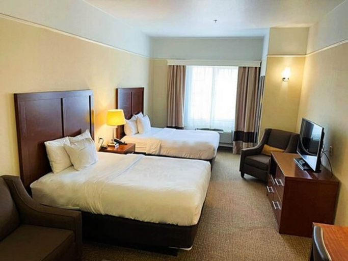 Bedroom 3, Comfort Inn & Suites, Odessa I-20, Ector
