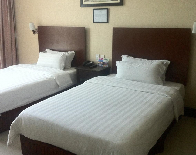 Bedroom 3, Crown Legacy Hotel, Baguio City