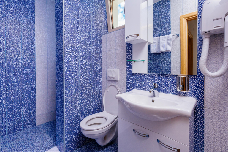 Bathroom 4, Apartments Jovan