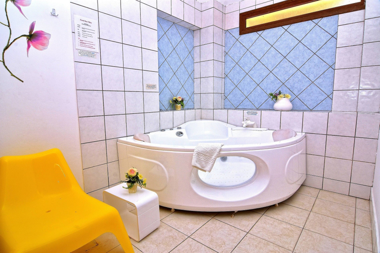 Bathroom 4, Coral Sun Villas