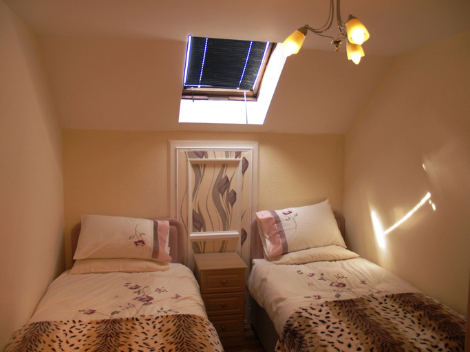Bedroom 3, Niddry Street Apartments, Edinburgh