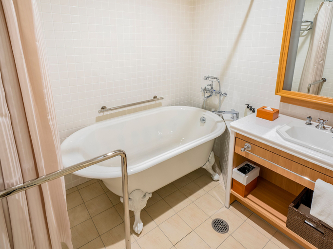 Bathroom 5, The Fujiya Hotel, Hakone