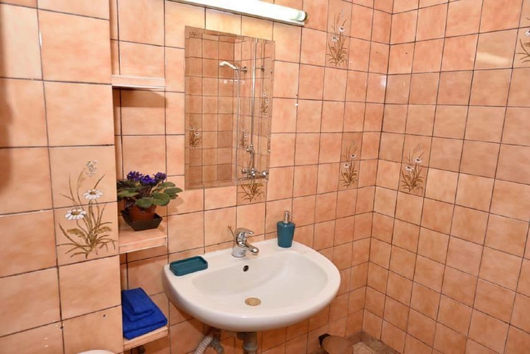 Bathroom 4, Hotel Philippopolis, Plovdiv