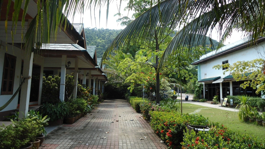 Exterior & Views 2, Ocean View Resort, Ko Lanta