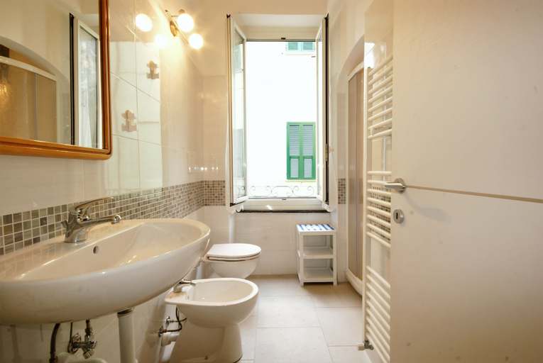 Others 5, Casa Mazzini, Imperia