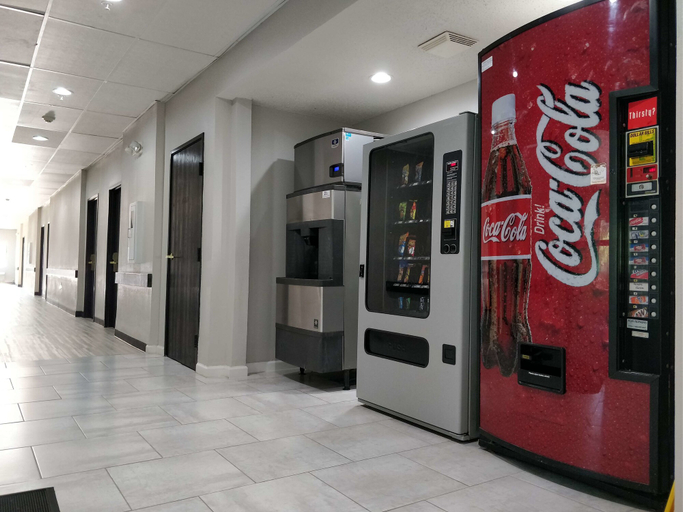 Food & Drinks 5, SureStay Hotel by Best Western Orange, Orange