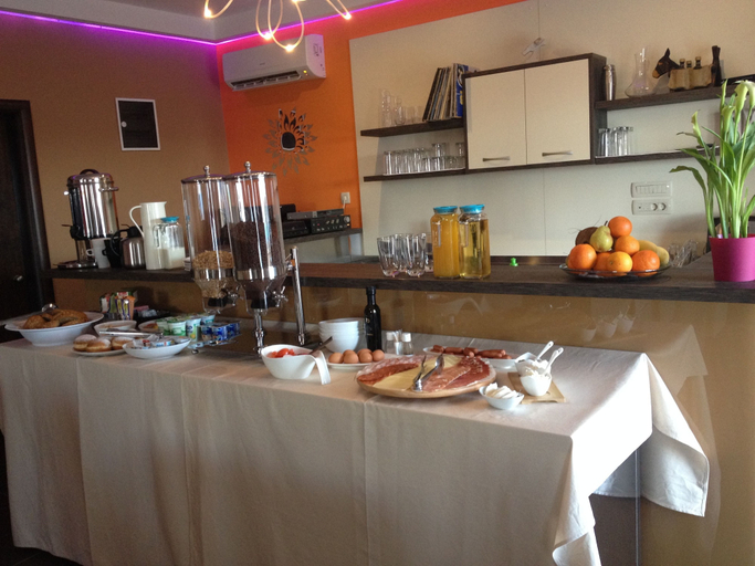 Food & Drinks 5, Bed & Breakfast Marta & Tona, Novalja