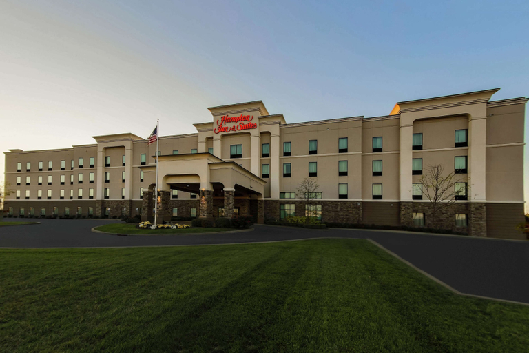 Exterior & Views 1, Hampton Inn & Suites Wheeling-The Highlands, Ohio
