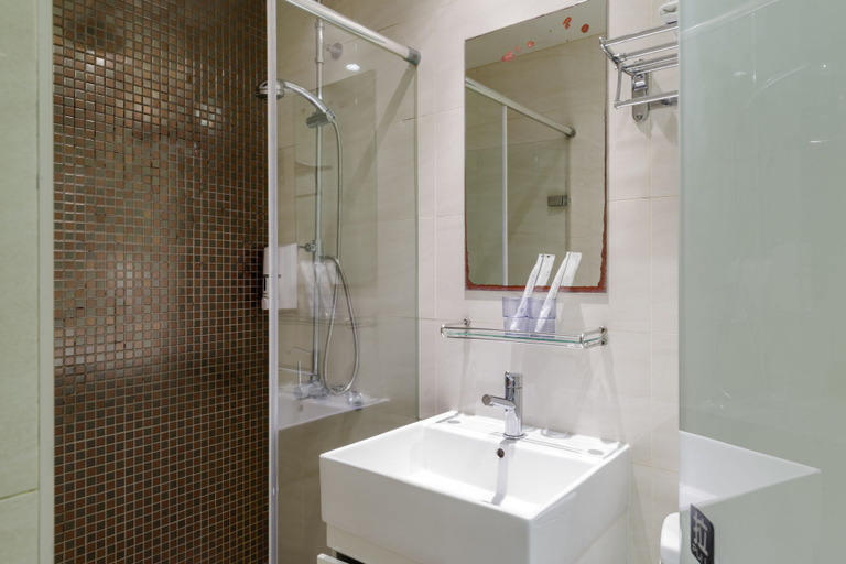 Bathroom 5, Shihlin Metro Home, Taipei City