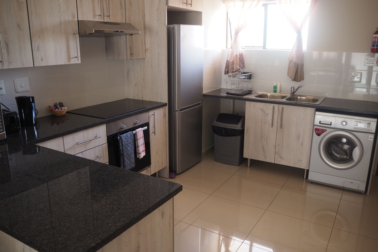 Others 5, African Eagle Apartments, Ekurhuleni