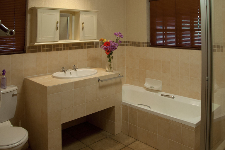 Bathroom 4, Kruger Park Lodge Unit 243, Ehlanzeni